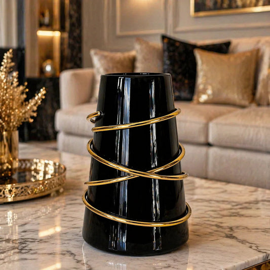 Vase Noir Élégant