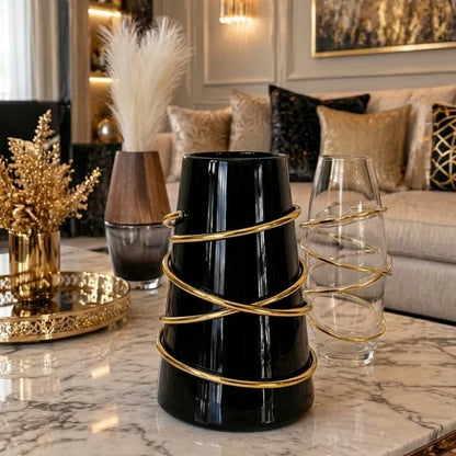 Vase Noir Élégant