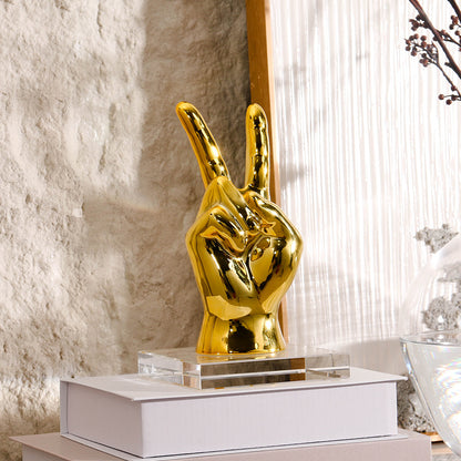 Statue Main Dorée